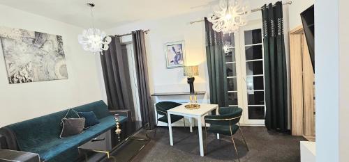 One-Bedroom Apartment with Balcony