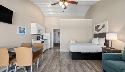 One-Bedroom Suite