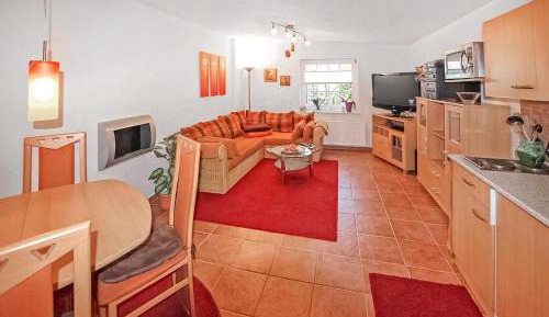 One-Bedroom Holiday Home