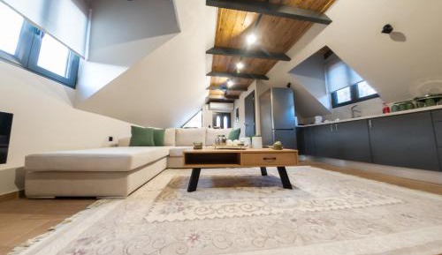 One-Bedroom Apartment with Balcony and Mountain View  