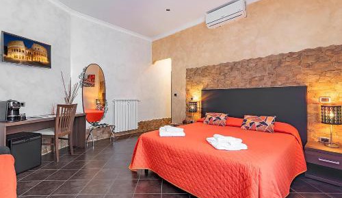 Quadruple Room with Private Bathroom