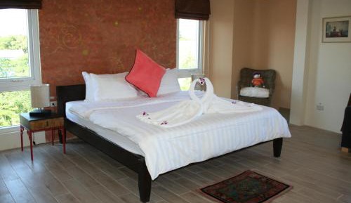Deluxe Executive Suite with Sea View-2 Bedrooms