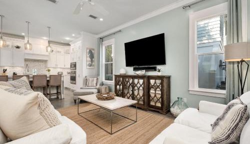 Four-Bedroom Holiday Home