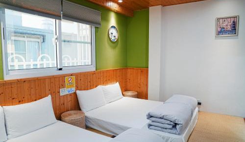 Japanese-Style Quadruple Room