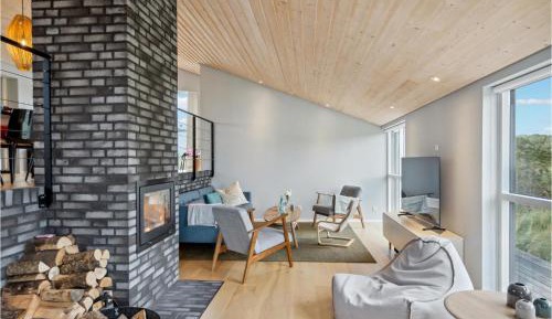 Two-Bedroom Holiday Home