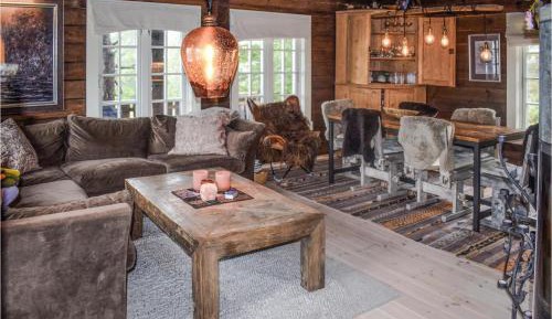 Four-Bedroom Holiday Home