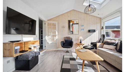 Two-Bedroom Holiday Home