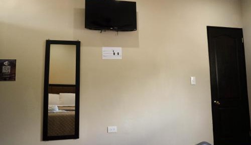 Twin Room with Private Bathroom