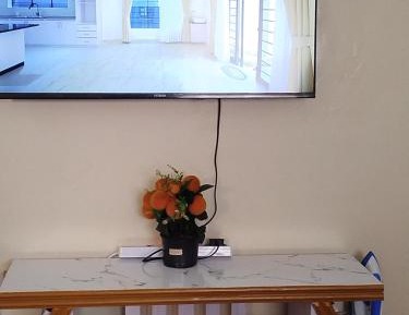 Studio Apartment with King Bed
