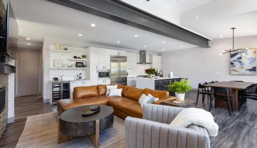 Four-Bedroom Holiday Home