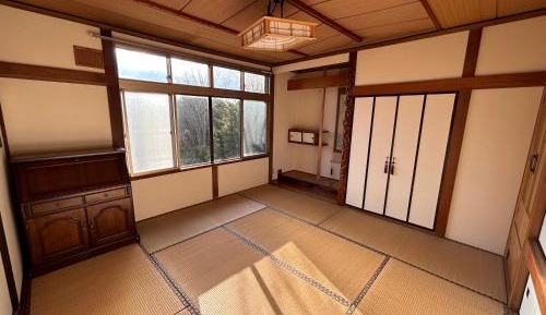 Mixed Dormitory Room