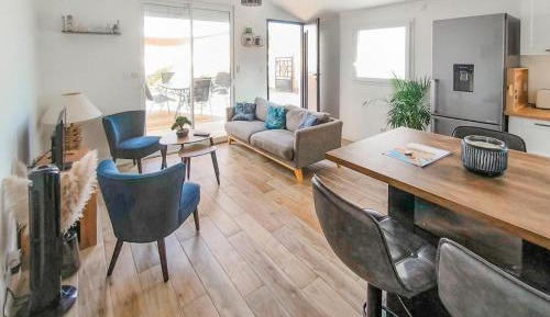 Two-Bedroom Holiday Home