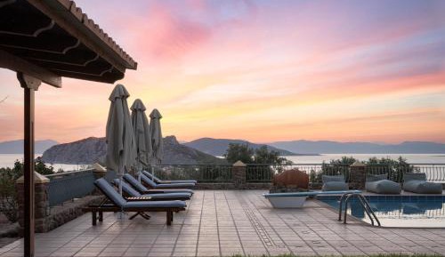 Grand Villa with Private Pool and Sea View