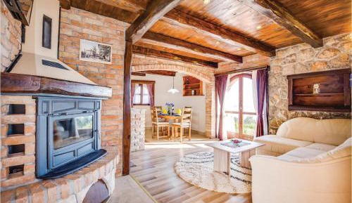 One-Bedroom Holiday Home