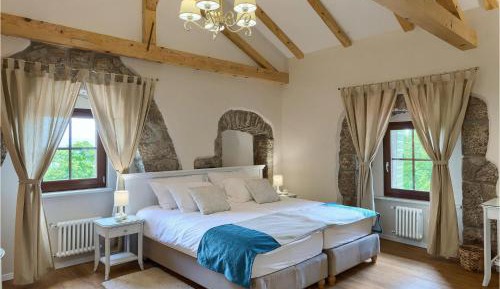 Four-Bedroom Holiday Home