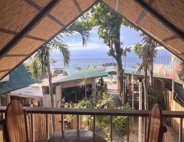 Queen Suite with Sea View