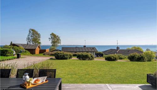 Three-Bedroom Holiday Home 