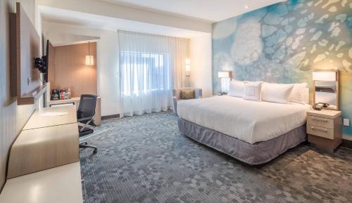 Larger King Room with Sofa Bed