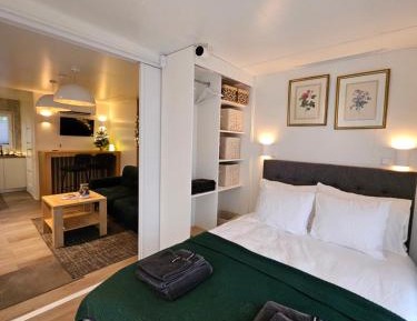 One-Bedroom House