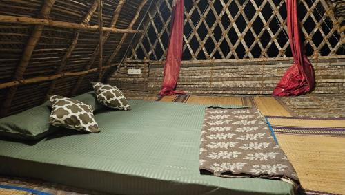 Queen Room with Shared Bathroom