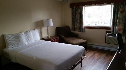 Single Room - Non-Smoking