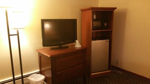 Double Room with Two Double Beds - Non-Smoking