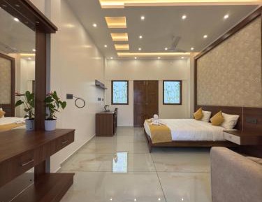 Deluxe Double Room with Balcony