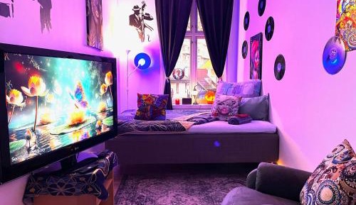 Small Single Room