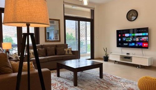 Two-Bedroom Apartment with Mountain View