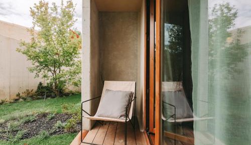 Studio with Garden View