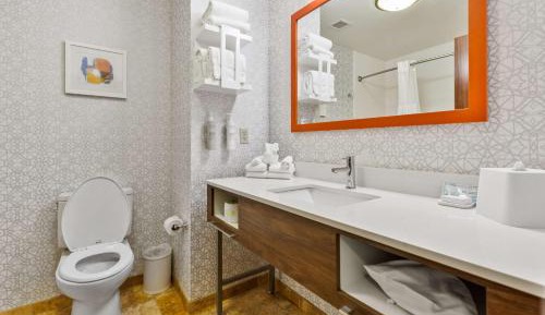 Queen Room with Two Queen Beds (4 Adults)