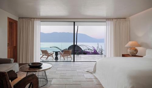 Double Room with Balcony and Sea View