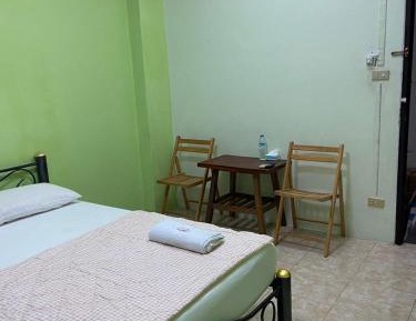 Studio Apartment with Balcony