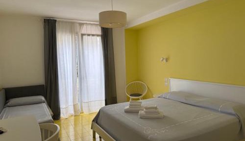 Superior Double or Twin Room with Sea View