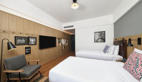 Standard Twin Room