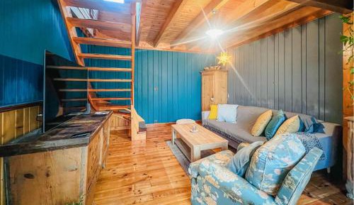 Three-Bedroom Holiday Home 