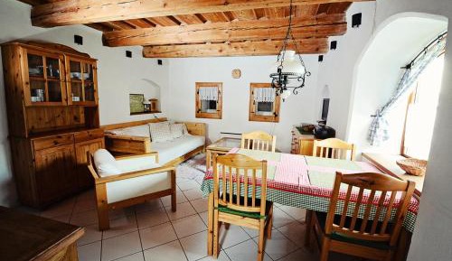 Holiday Home (4 Adults)