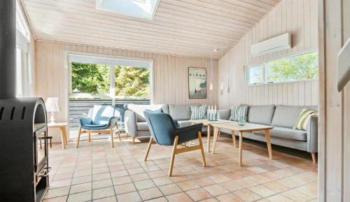 Three-Bedroom Holiday Home 