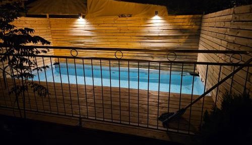 Deluxe Double or Twin Room with Pool Access