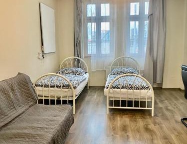 One-Bedroom Apartment with City View