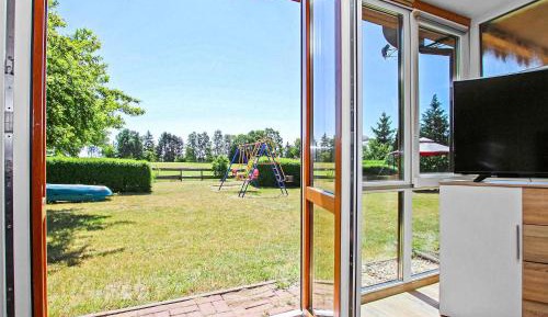 One-Bedroom Holiday Home