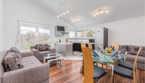 Five-Bedroom Holiday Home