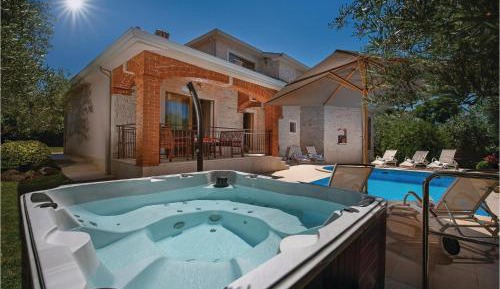 Four-Bedroom Holiday Home