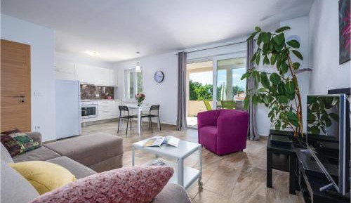 Two-Bedroom Holiday Home