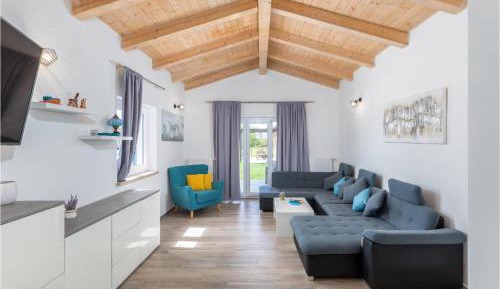 Four-Bedroom Holiday Home