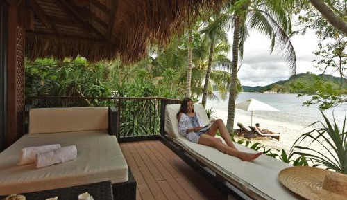 Beach Villa with Free Roundtrip Lio Airport Transfers