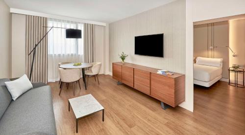 Junior Suite with View