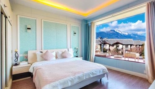 Double Room with Mountain View
