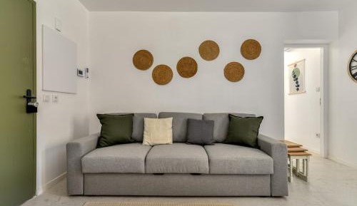 One-Bedroom Apartment with Terrace