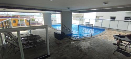 One-Bedroom Apartment with Balcony and Mountain View  